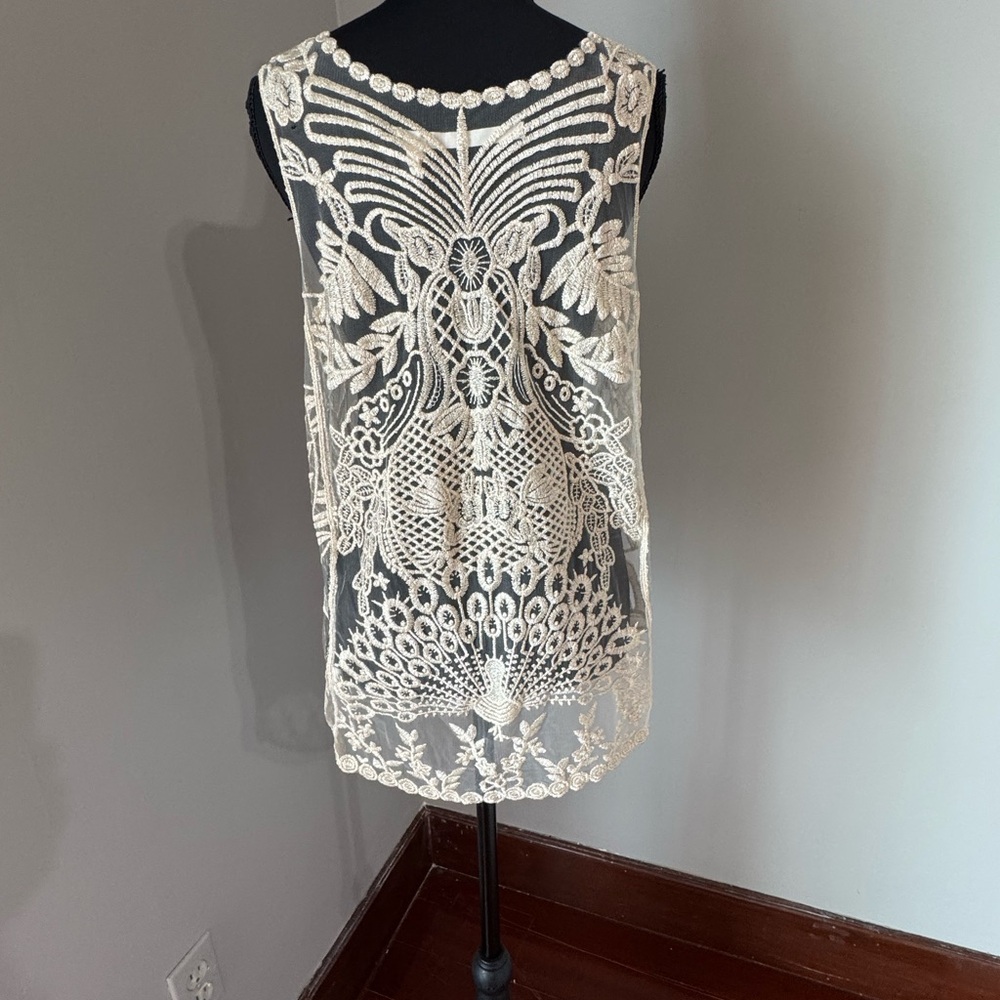 Chelsea & Violet Cream Lace Blouse - Picture 3 of 4